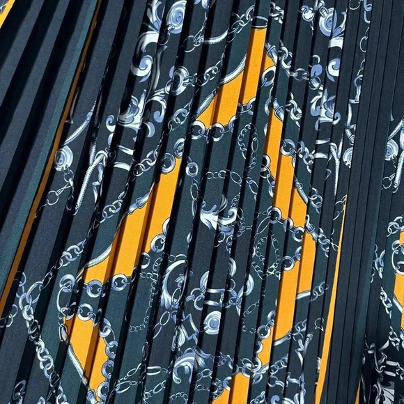 Kaffe KAdianna Pleated Midi Skirt - Picture 6 of 10